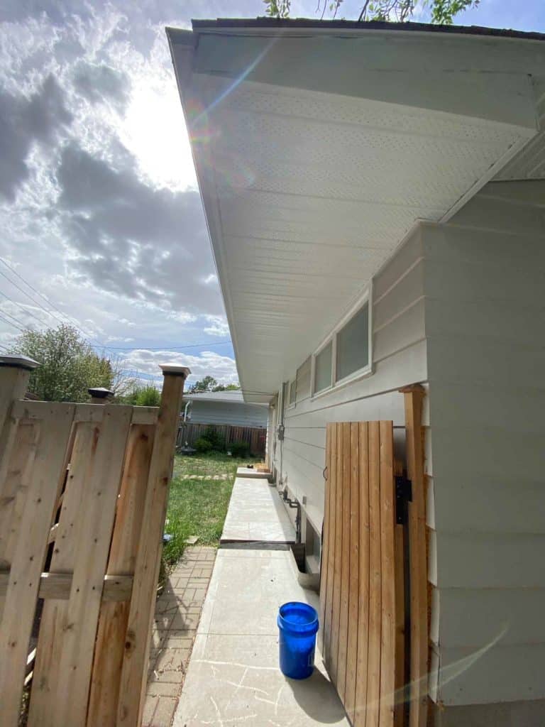 Collaborative Construction Renovation Contractors Regina exterior siding fence facia eaves soffit